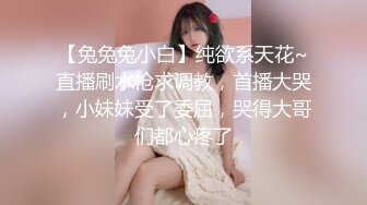 女邻居撅着大屁股，在床上等我下班