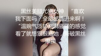 还是后入比较猛吧，前面趴着很久了，才开始录几分钟