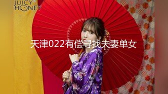 ❤❤️三个嫩妹妹随便操，小舌头舔大屌，无毛小穴骑乘位，屌太大慢慢没入，主动自己动，嫩穴很舒服