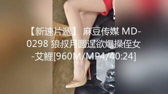 最近超火的推特露出女神反差婊【理万姬】剧情露出配文字，超赞