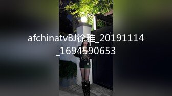 极品媚黑情迷魔都沉迷黑屌的OL白领蜜穴母狗 沙发上翘美臀让黑超后入怼着操 完美露脸