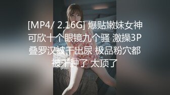 一边和妈妈通语音一边吃鸡还挺漂亮的，对白有趣，老娘是二十岁就被你带坏乐，以后我们的女儿会这样吗！