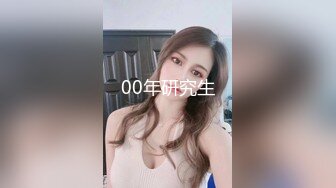 ❤️❤️80多斤贫乳小姐姐，扭腰摆臀裸舞，开裆黑丝袜，跳蛋特写震穴，高潮喷水，双跳蛋